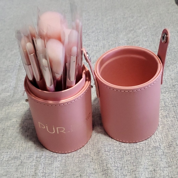 Pure Collection Other - Signature Travel Essentials